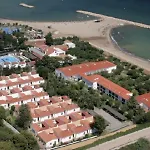 Estival Eldorado Отель Камбрильс