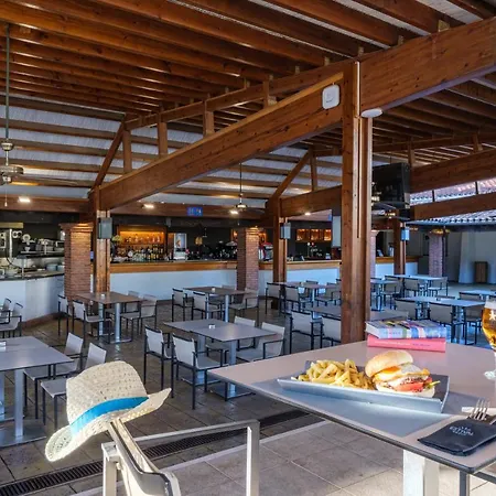 依思迪瓦埃尔多拉多度假酒店