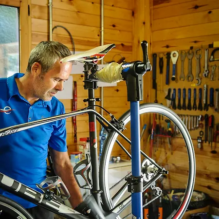 依思迪瓦埃尔多拉多度假酒店