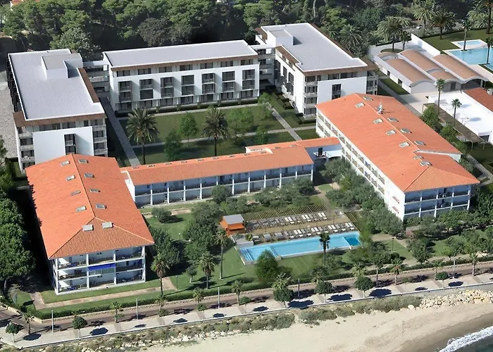 Estival Eldorado Отель 4*